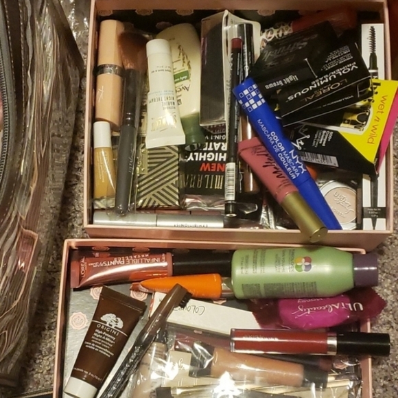 Huge LUX Mystery high end beauty bundle - Picture 3 of 11